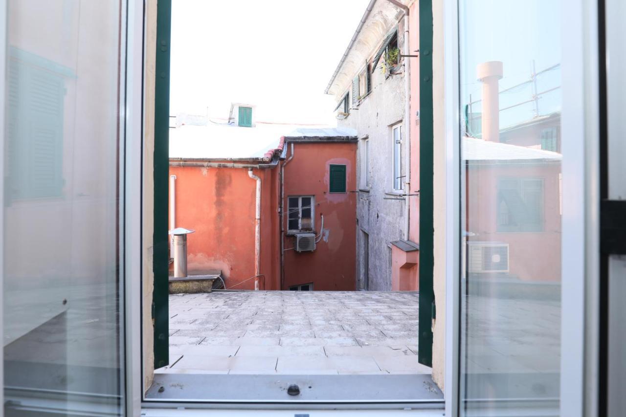 Ferienwohnung Lo Zenzero Genua Exterior foto
